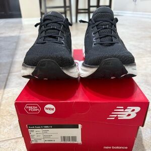 New Balance 1080v13.  Size 9 wide